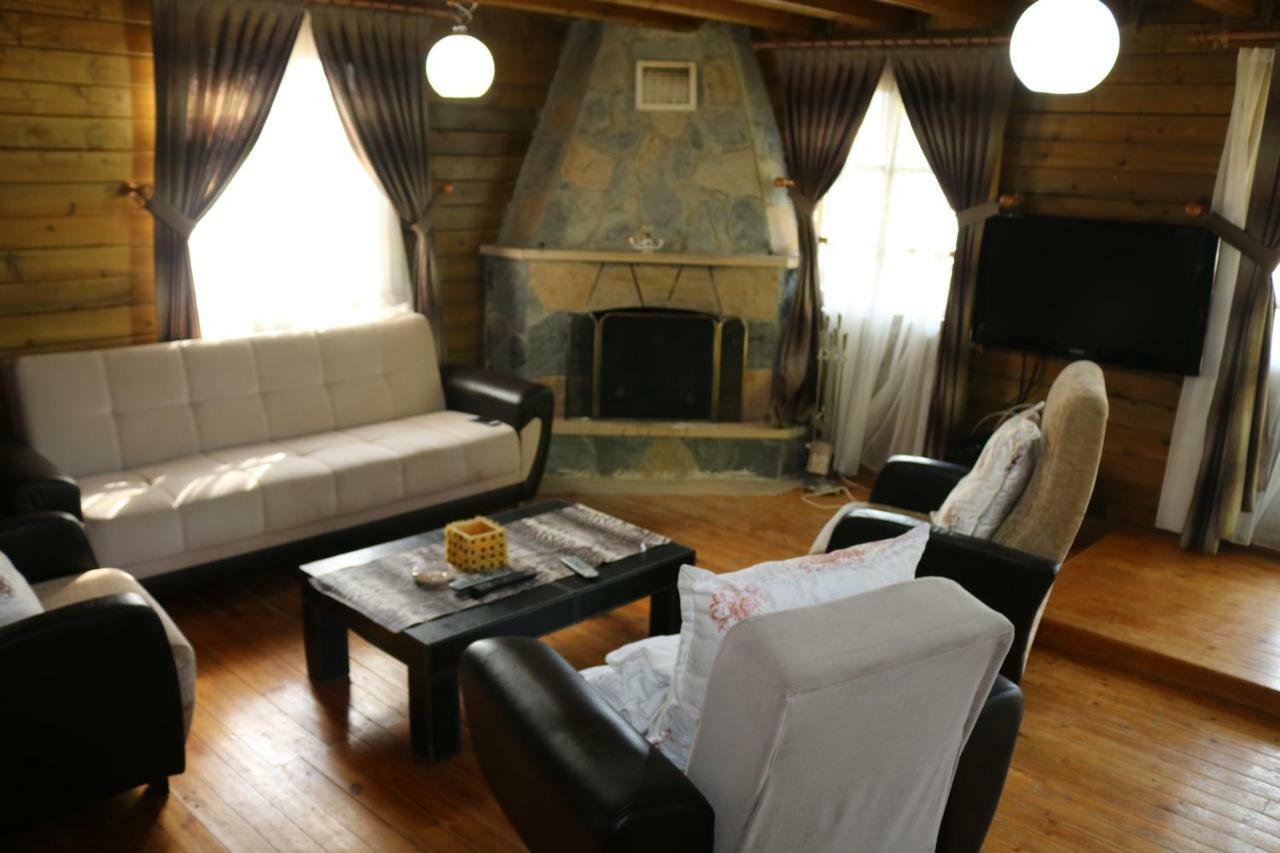 Castle Nolana Hotel Geredeli Luaran gambar